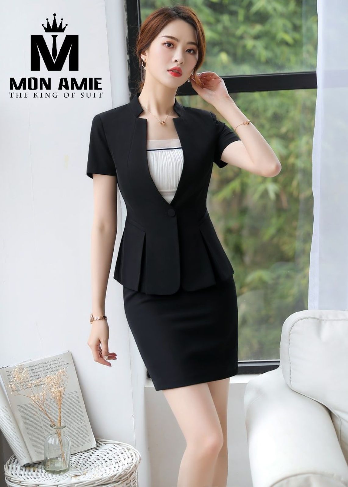 Black Flat Lapels Business Suit With Tulip Skirt 